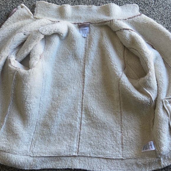 Old Navy Pink Jacket with furry interior. - Picture 3 of 7